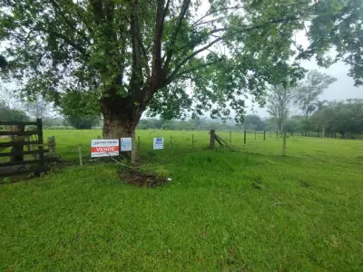 Imagem de terreno no bairro Tucanos