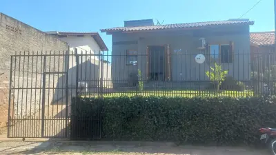 Imagem de Casa em Taquara bairro Petropolis