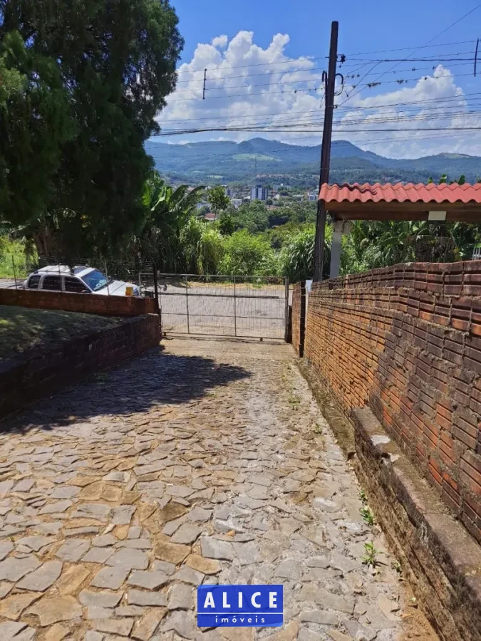 Imagem de Casa em Igrejinha bairro Saibreira