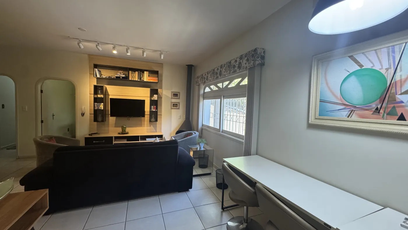 Imagem de Casa de alto padrão no Morro do Leôncio