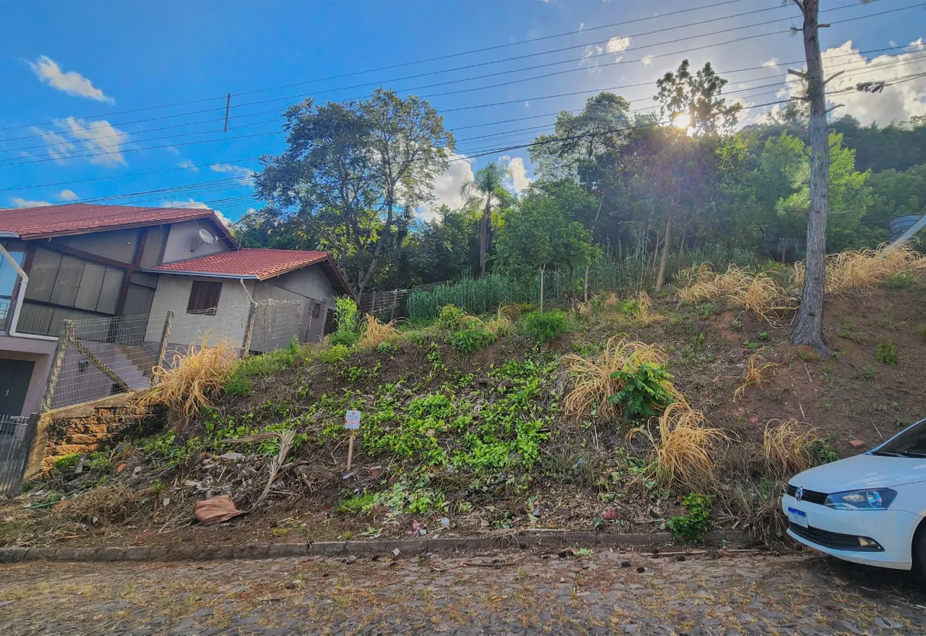 Imagem de terreno no centro a venda