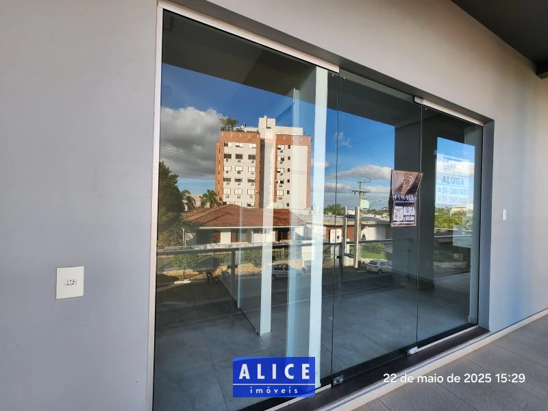 Imagem de Casa Comercial em Taquara bairro Sagrada Familia