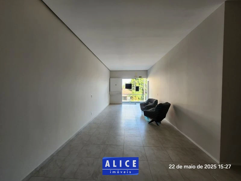 Imagem de Casa Comercial em Taquara bairro Sagrada Familia