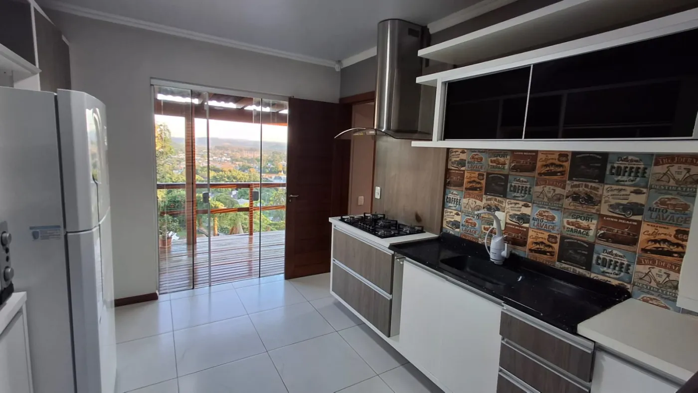 Imagem de Casa alto padrão em bairro nobre de Taquara/RS — completa, elegante e pronta para te surpreender!