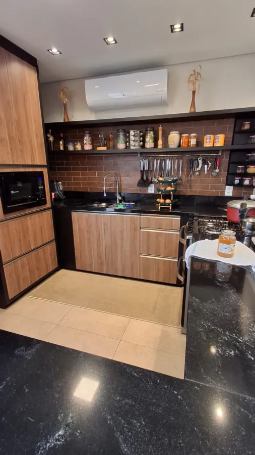 Imagem de Casa Alto Padrão Semi Mobiliada — O Lar Perfeito Para Sua Família!