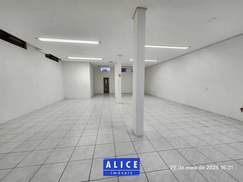 Imagem de Sala Comercial em Parobe bairro Guaruja