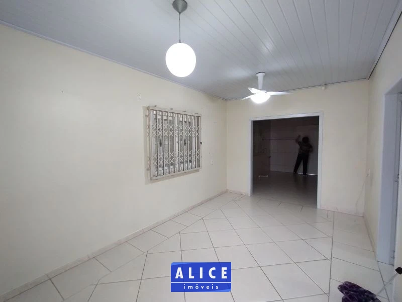 Imagem de Casa em Taquara bairro Sagrada Familia