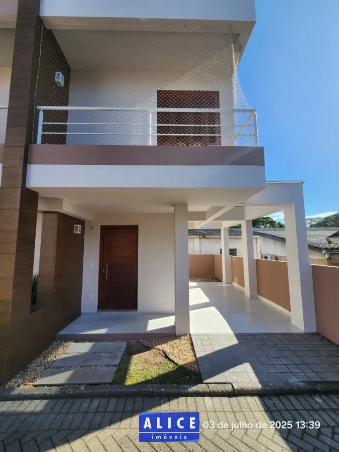 Imagem de Sobrado em Taquara bairro Santa Rosa