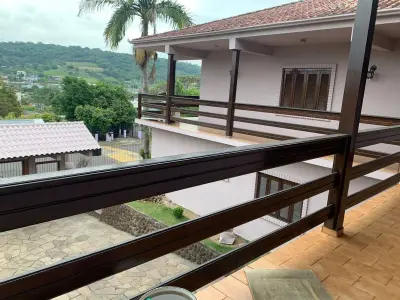 Imagem de Casa em Parobe bairro Centro