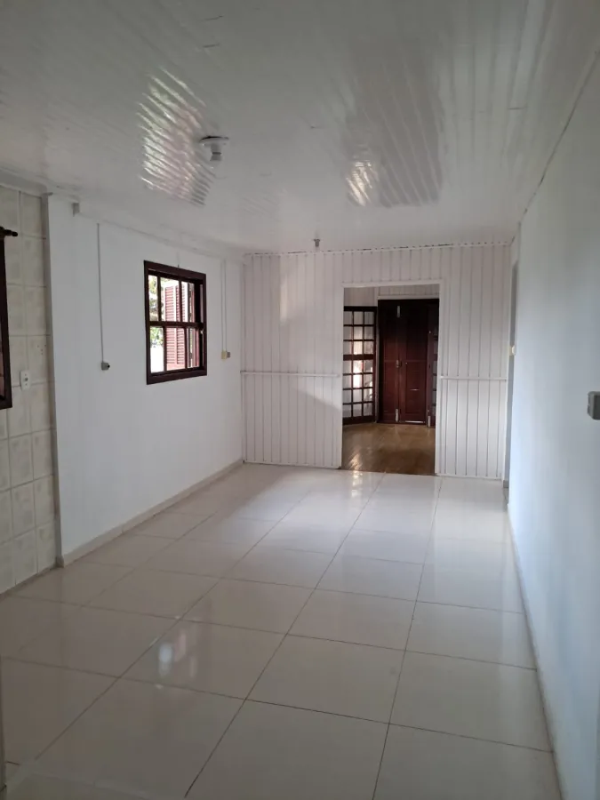 Imagem de Casa mista com três dormitórios