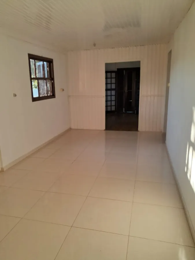Imagem de Casa mista com três dormitórios