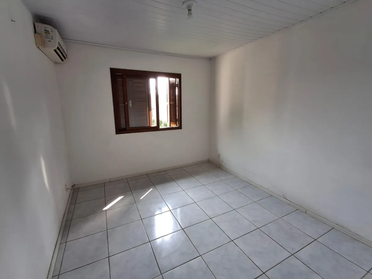 Imagem de Compacta, charmosa e completa — a casa ideal para viver com conforto e praticidade!