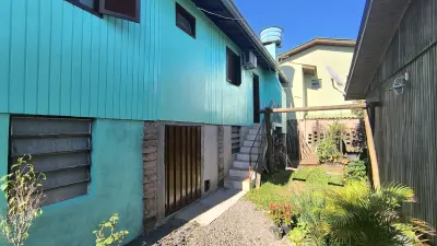 Imagem de Duas casas em terreno de esquina