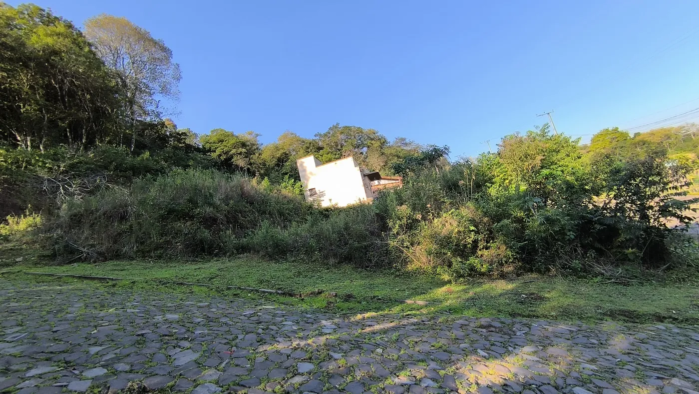 Imagem de TERRENO DE ESQUINA