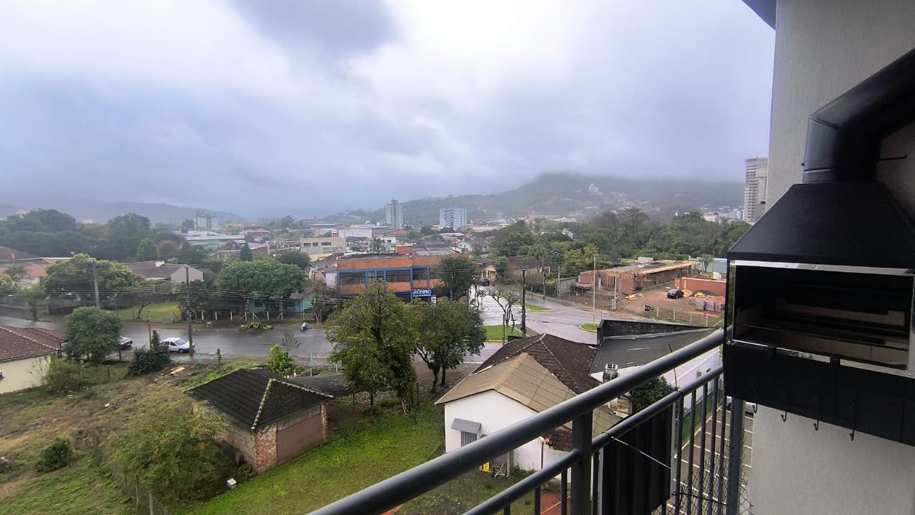 Imagem de APARTAMENTO 5º ANDAR SEMIMOBILIADO