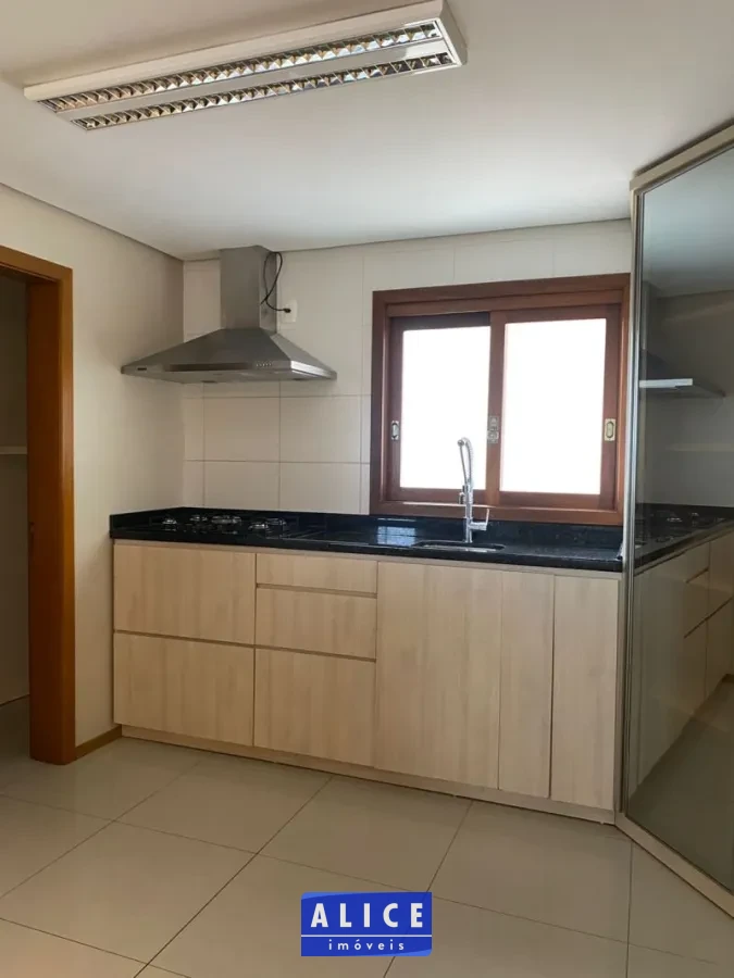 Imagem de Apartamento em Taquara bairro Sagrada Familia