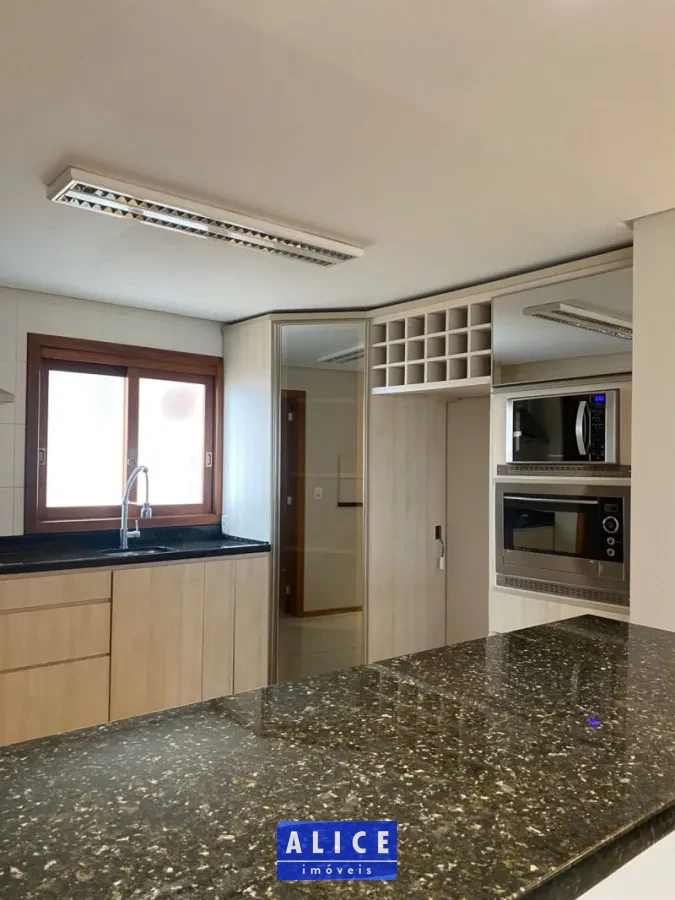 Imagem de Apartamento em Taquara bairro Sagrada Familia