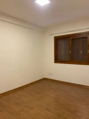 Imagem de Apartamento em Taquara bairro Sagrada Familia