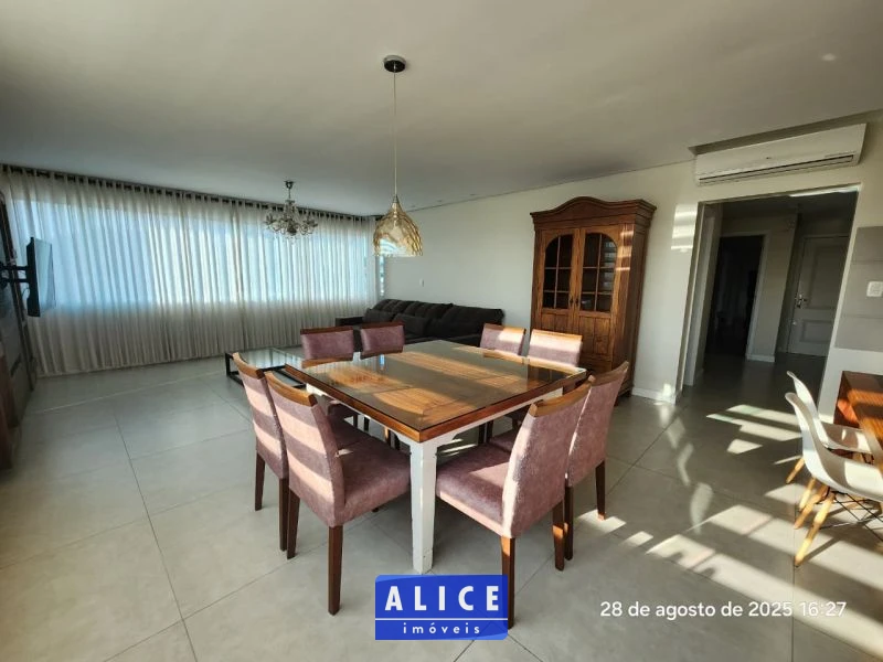 Imagem de Apartamento em Taquara bairro Centro