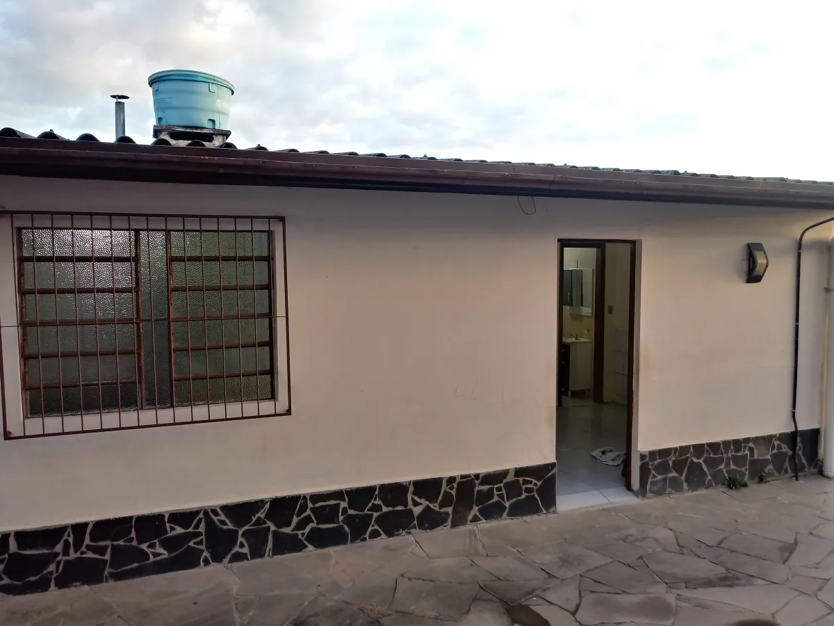 Imagem de Casa em Taquara: Seu Lar Completo Espera por Você!