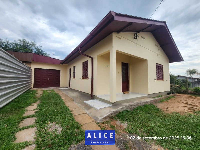 Imagem de Casa em Taquara bairro Santa Terezinha