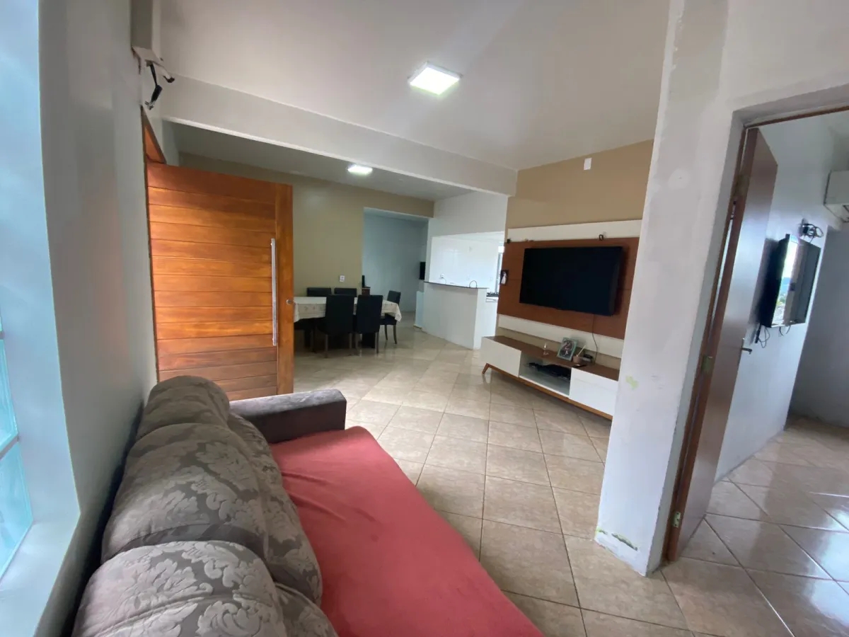 Imagem de Imóvel com piscina e churrasqueira, pronto para morar!