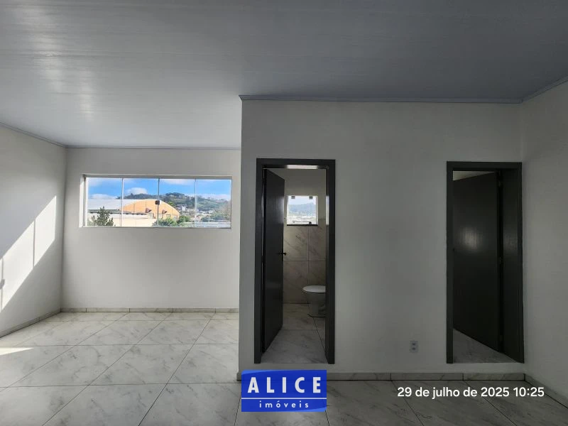 Imagem de Sala Comercial em Parobe bairro Centro
