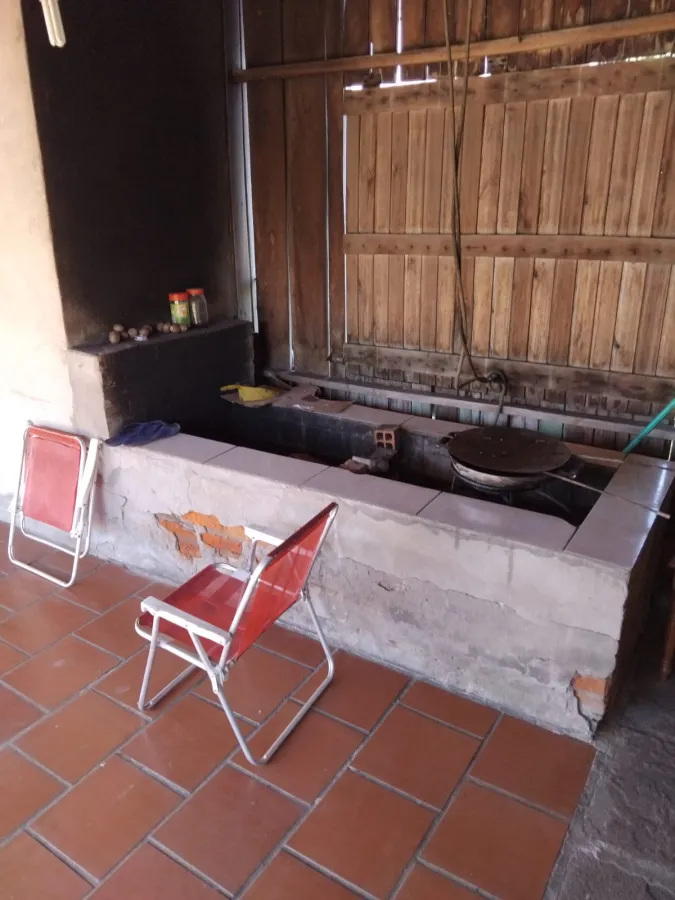 Imagem de Chácara completa com casa de madeira de lei e açude – pronta para morar!