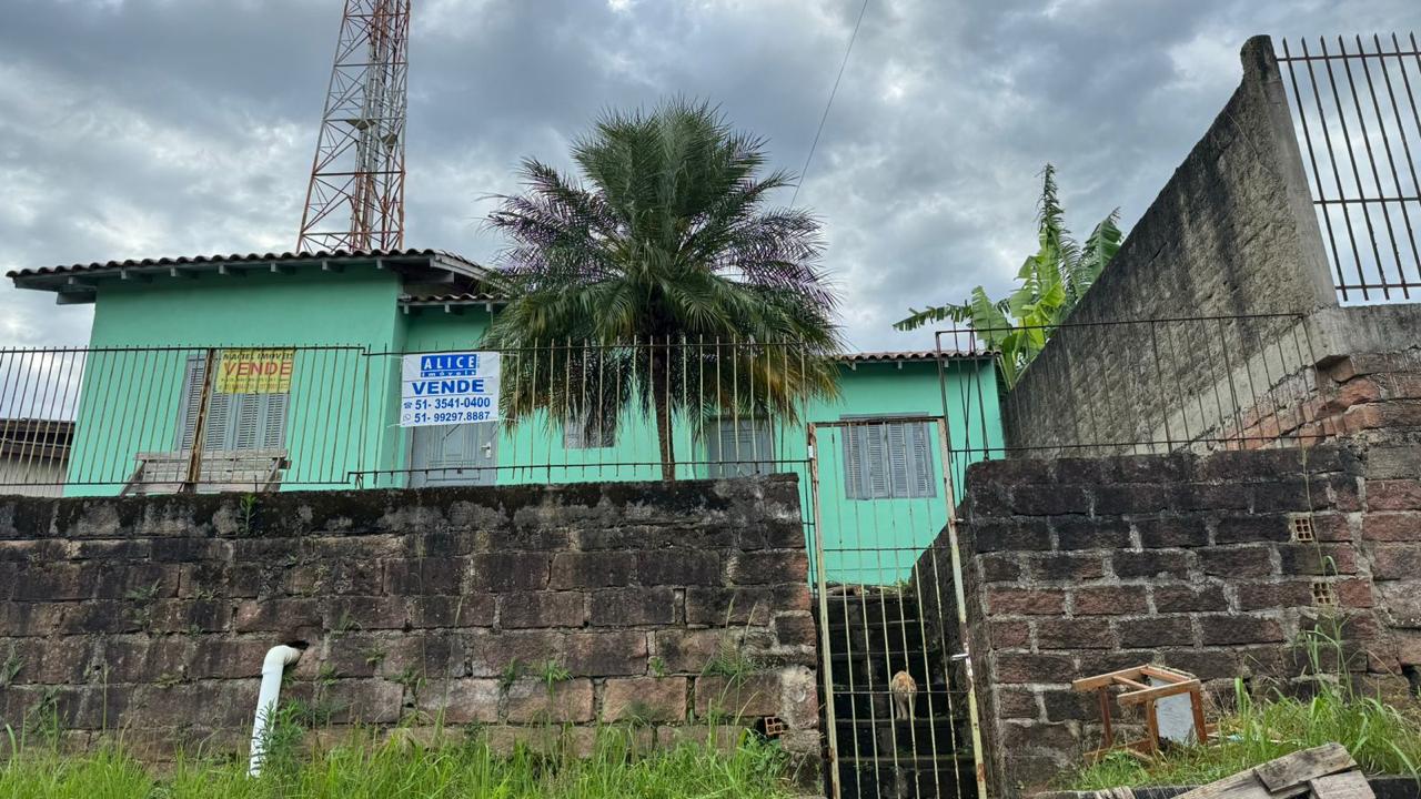 Imagem de Encanto e conforto no bairro Santa Terezinha — Casa em alvenaria pronta para morar
