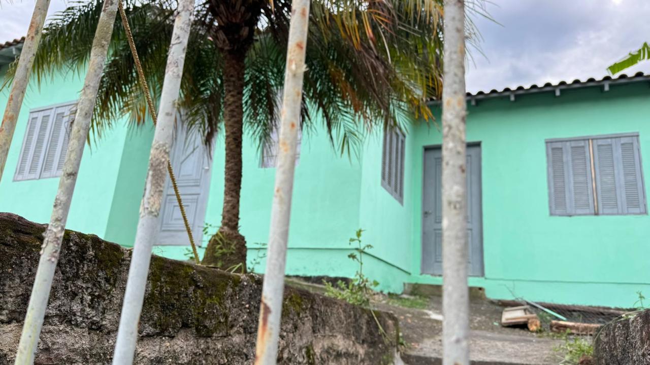 Imagem de Encanto e conforto no bairro Santa Terezinha — Casa em alvenaria pronta para morar