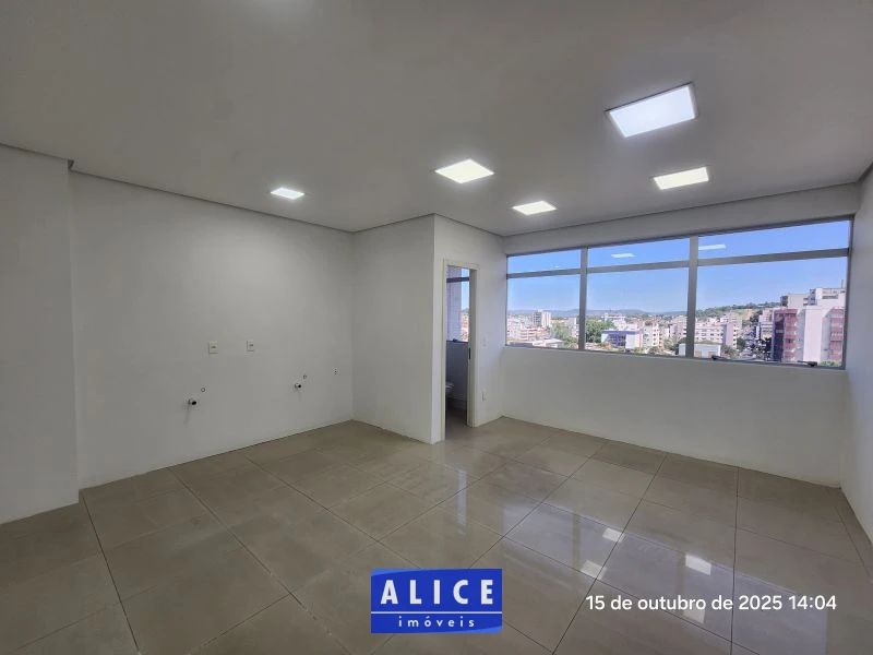 Imagem de Sala Comercial em Taquara bairro Sagrada Familia