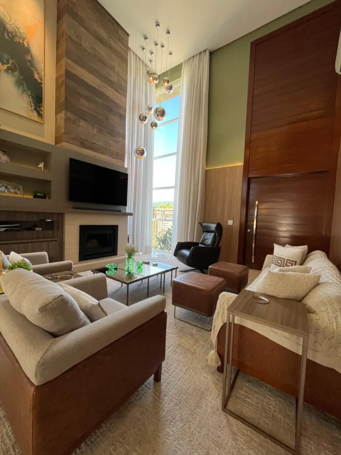 Imagem de Casa de alto padrão, bairro Bom Pastor.