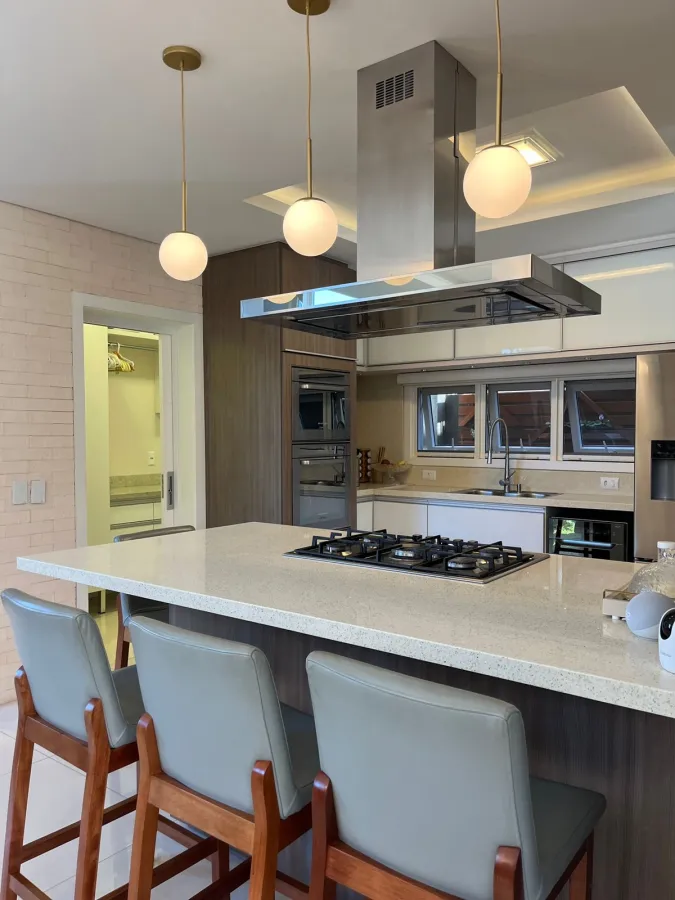 Imagem de Casa de alto padrão, bairro Bom Pastor.