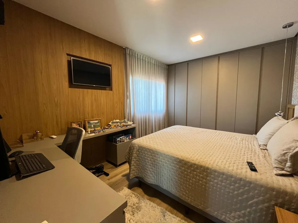 Imagem de Casa de alto padrão, bairro Bom Pastor.