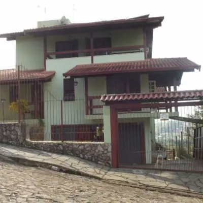Imagem de Casa em Agenor Pires Carneiro bairro Morro Da Cruz