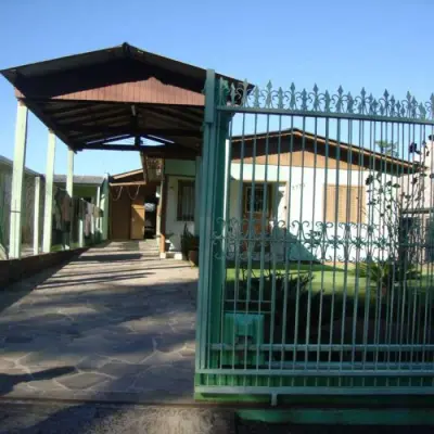 Imagem de Casa em Sebastião Amoretti bairro Santa Rosa