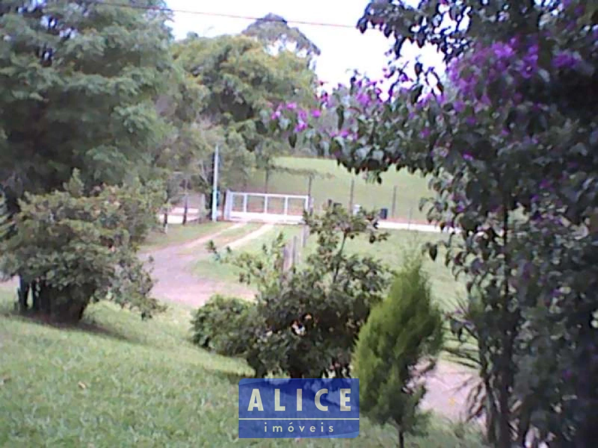 Imagem de Casa em Estrada Fazenda Conceicao bairro Cachoeirinha