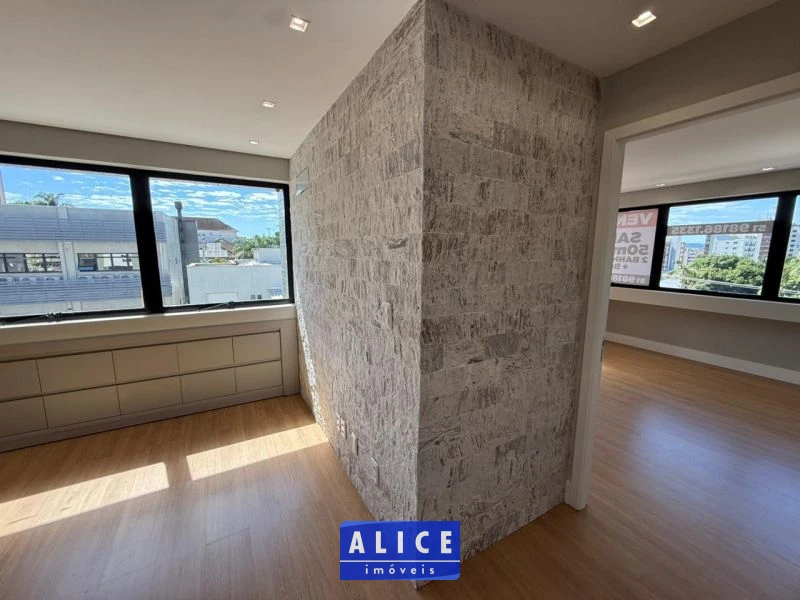 Imagem de Sala Comercial em Taquara bairro Sagrada Familia