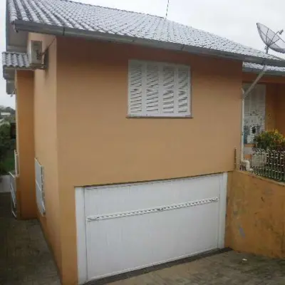 Imagem de Casa em Alcides Levino Bauer bairro Petrópolis