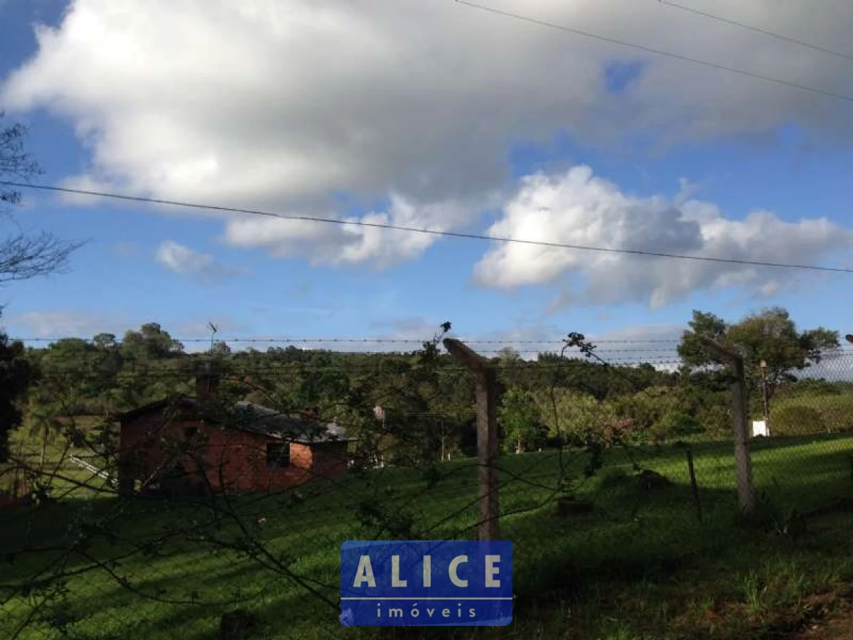 Imagem de Sítio em Rs 020 Parada 117 bairro Fazenda Fialho