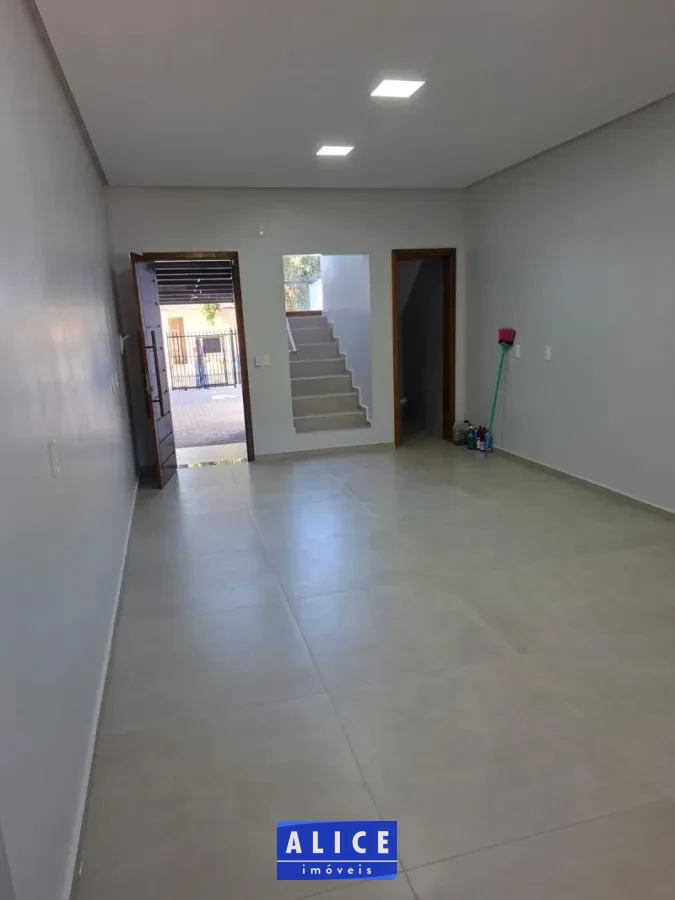 Sobrado em Igrejinha bairro Figueiras - Figueiras, Igrejinha [9945]