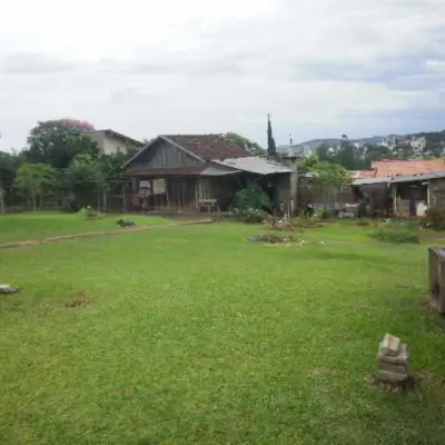 Imagem de Terreno em Myrtes Amoretti Bizarro bairro Santa Rosa