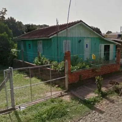 Imagem de Casa em Rua Piauí bairro Santa Terezinha