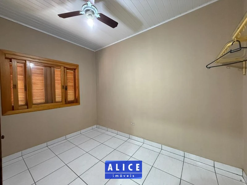 Casa em  bairro Centro - Centro, Taquara [8478]