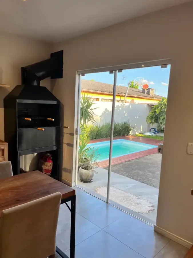 Casa da Figueira – Sobrado com Piscina e Energia Solar em Bairro Tranquilo de Taquara - Santa Terezinha, Taquara [9988]