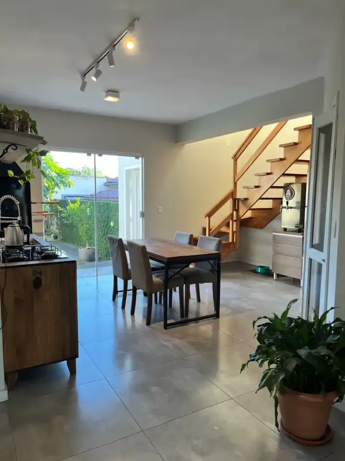 Casa da Figueira – Sobrado com Piscina e Energia Solar em Bairro Tranquilo de Taquara - Santa Terezinha, Taquara [9988]