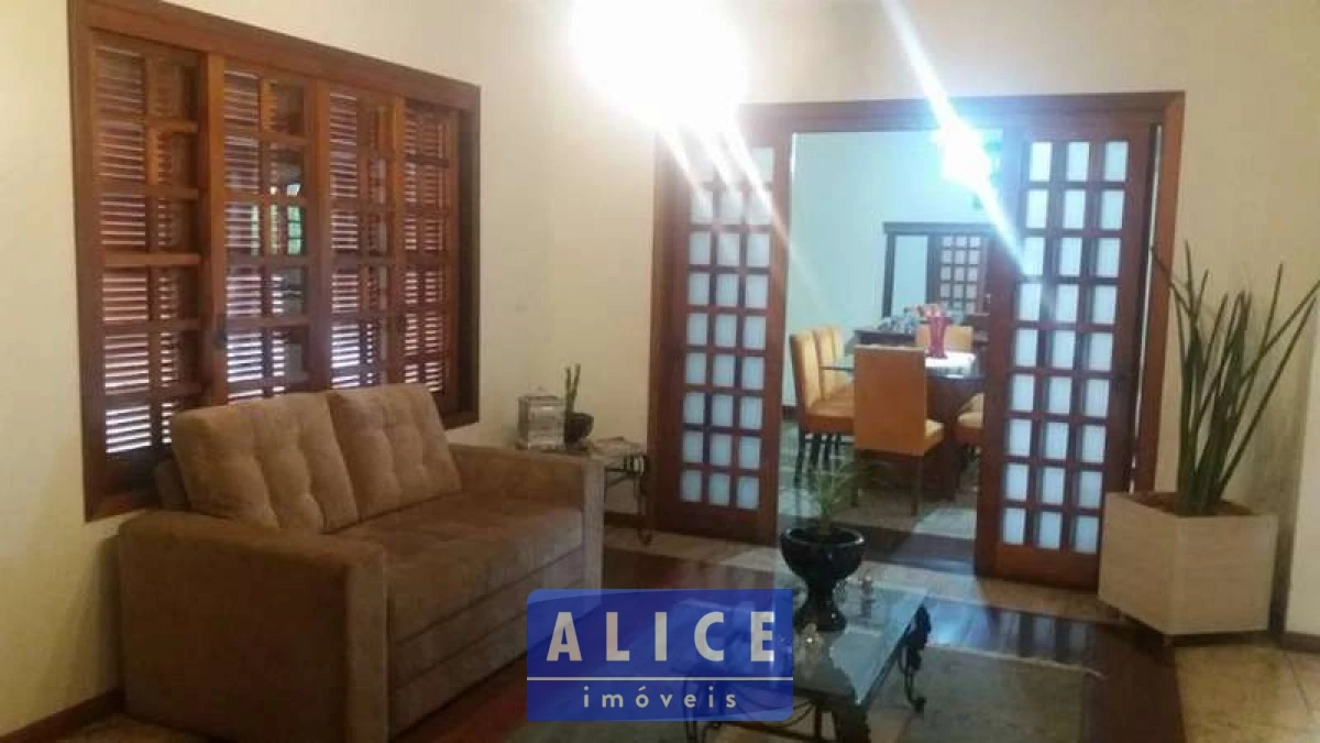 Imagem de Casa em Coronel Diniz Esq Sao Paulo bairro Santa Terezinha