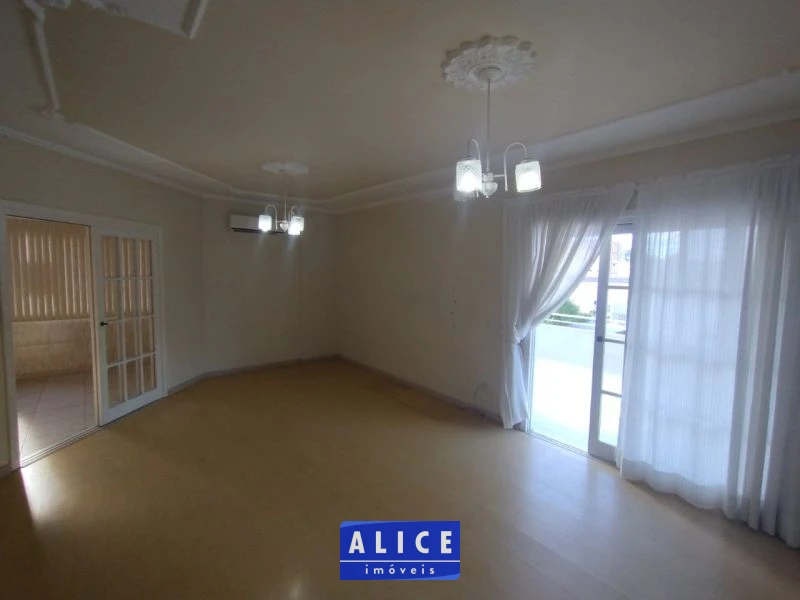 Imagem de Apartamento em Taquara bairro Centro