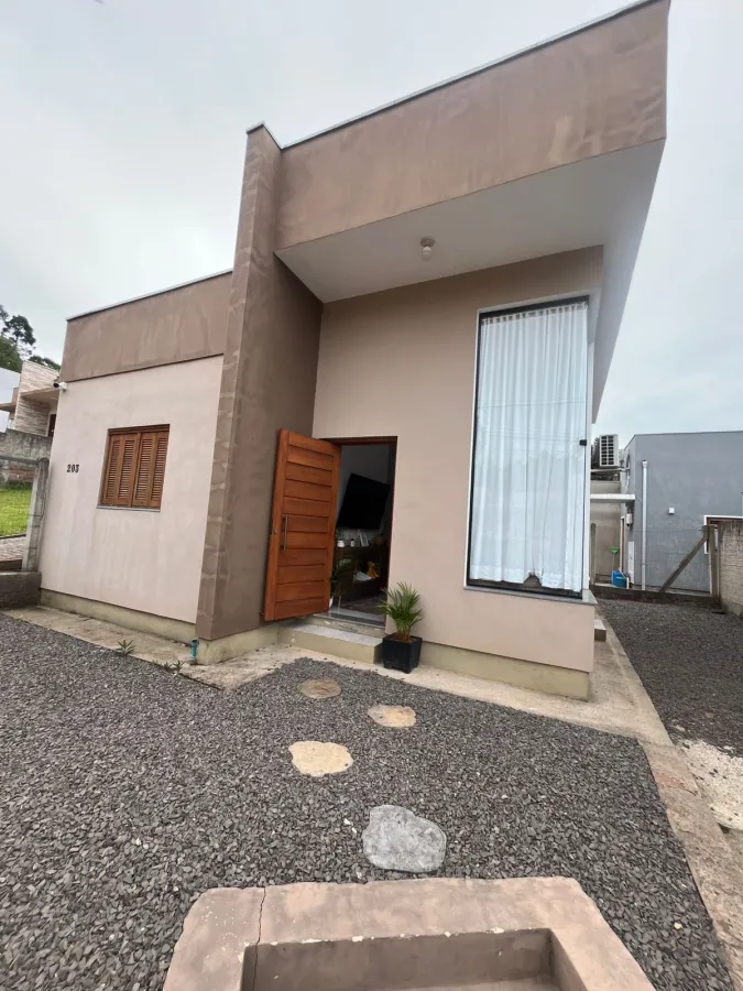 Casa compacta e funcional com 2 dormitórios – ideal para morar ou investir! - Tucanos, Taquara [9990]