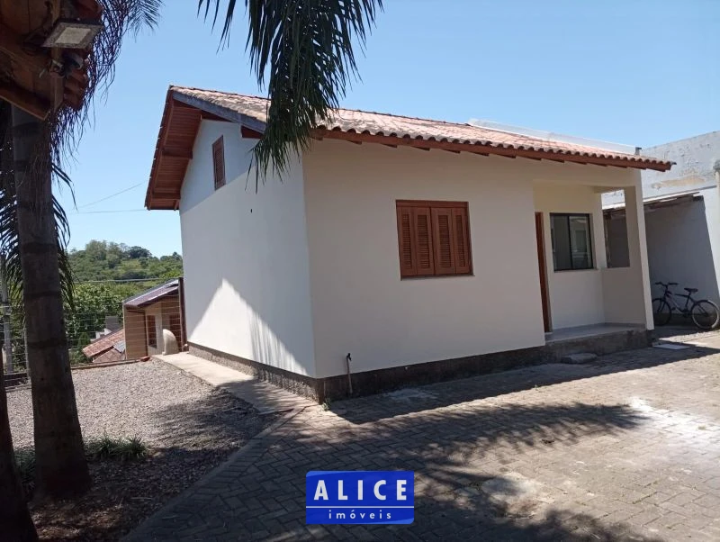 Imagem de Casa em Taquara bairro Km 4
